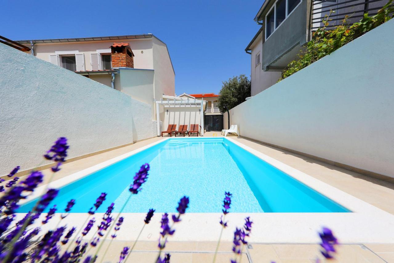 Villa Klaudia With Pool Zadar Exterior foto