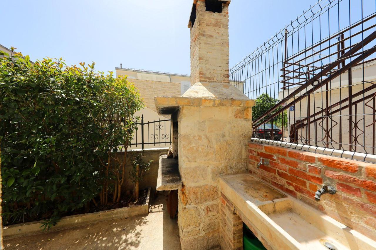 Villa Klaudia With Pool Zadar Exterior foto