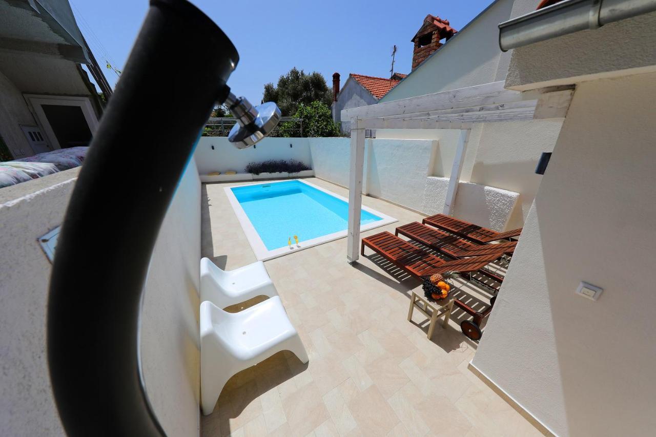 Villa Klaudia With Pool Zadar Exterior foto